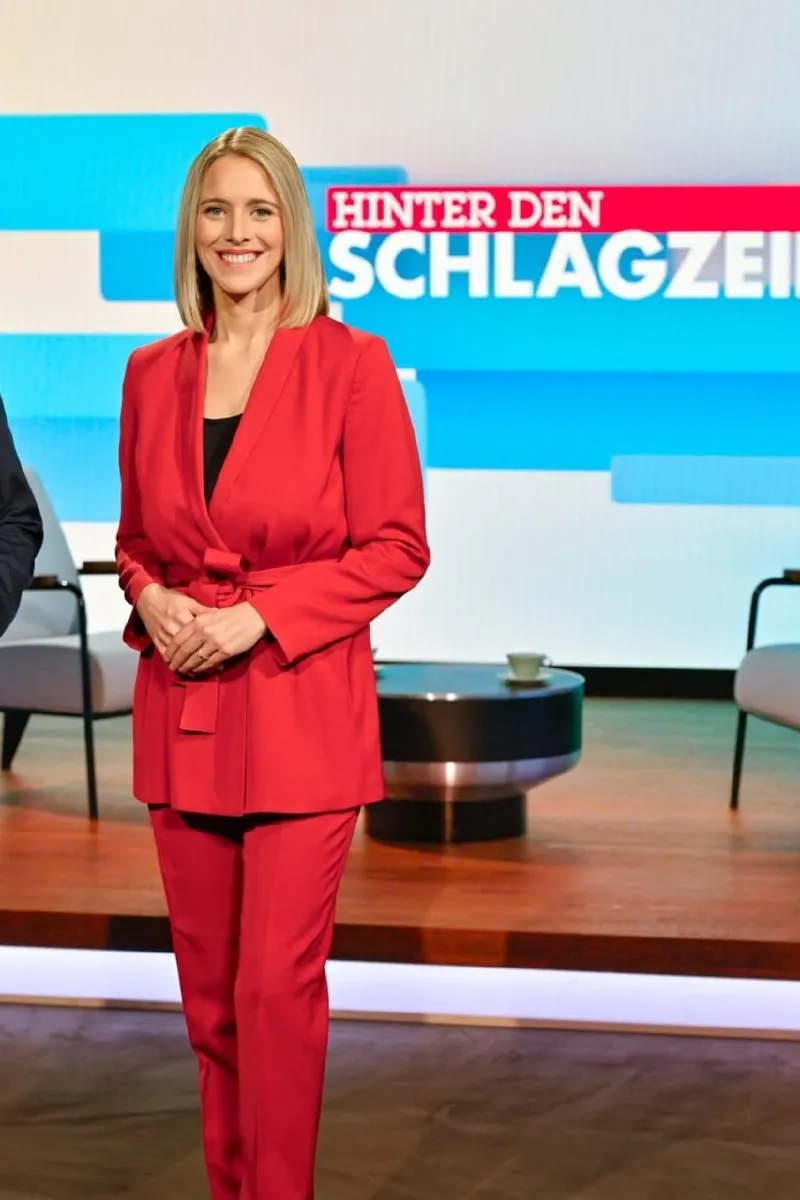 Hinter den Schlagzeilen – plagát
