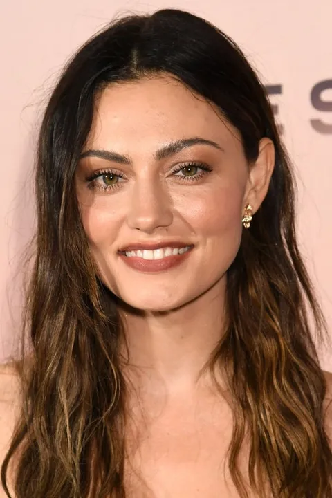 Phoebe Tonkin – fotografia