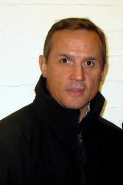 Steve Yzerman — Don Bigileone, CC BY 2.0, Wikimedia Commons Steve Yzerman